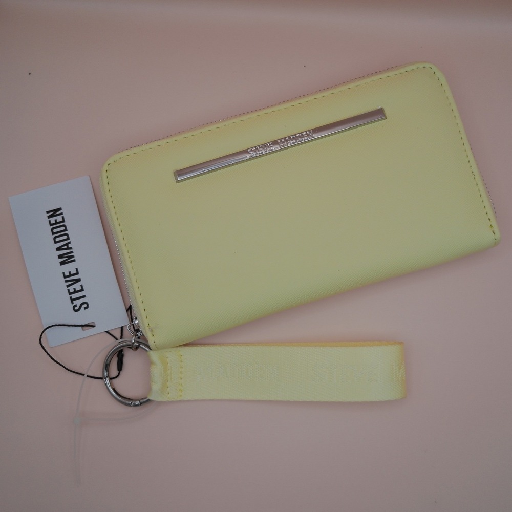 Steve Madden Yellow BZIP-WEB‎ Continental Zip Around Wallet Wristlet Pouch NWT
